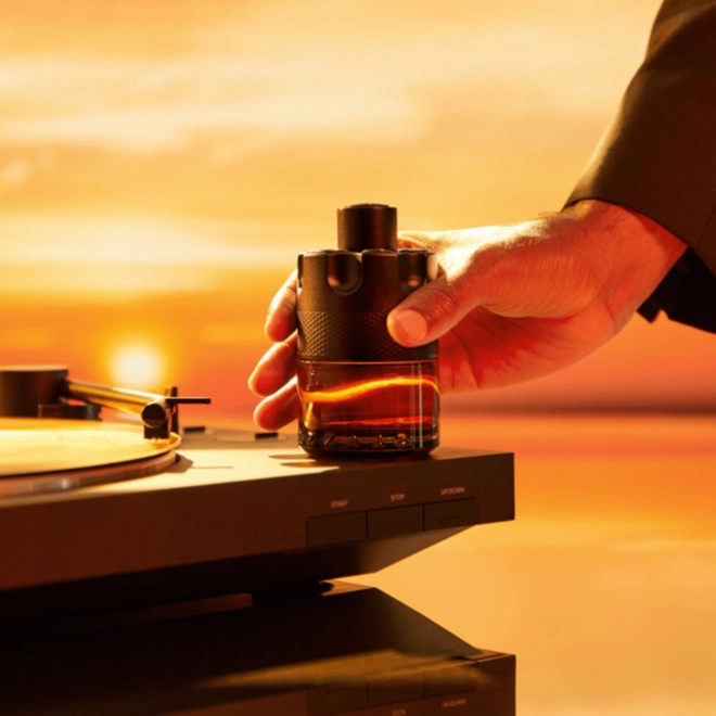 perfume azzaro wanted the most masculino parfum