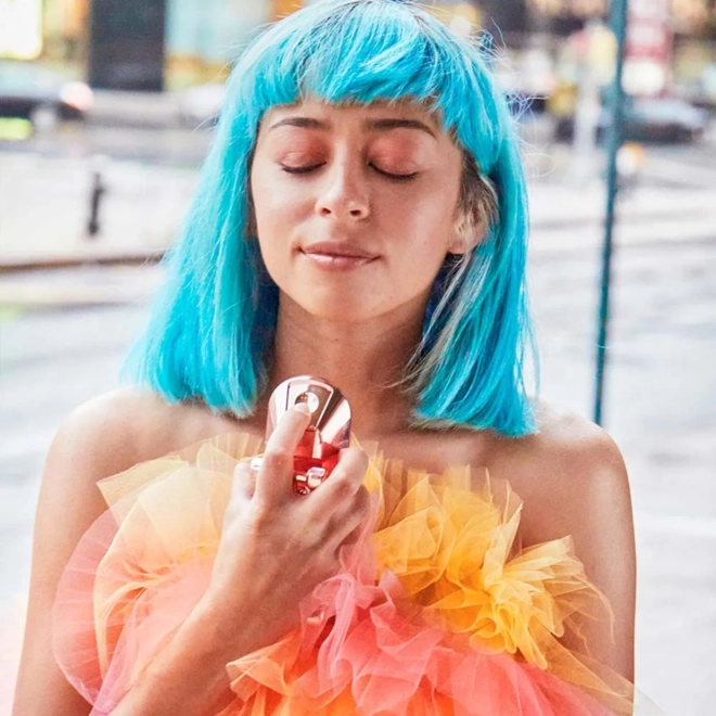 kit carolina herrera 212 heroes for her feminino eau de parfum 80 ml + loçao corporal 100 ml new