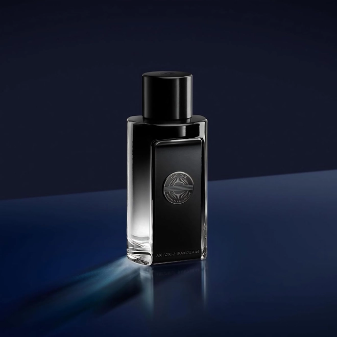 kit antonio banderas the icon masculino eau de parfum 100 ml + desodorante 150 ml