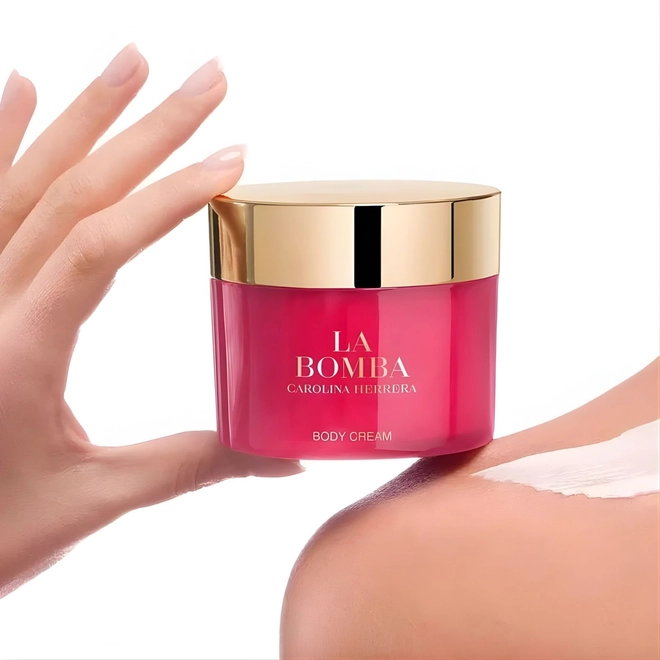 creme hidratante corporal carolina herrera la bomba